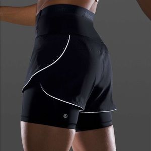 NWOT Lululemon Fast and Free 2-in-1 Short Elite size 8